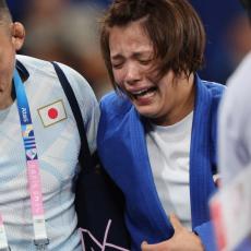 パリ五輪女子柔道・阿部詩のギャン泣きに賛否…《コーチが早く場外へ連れ出すべきだった》の辛口意見も