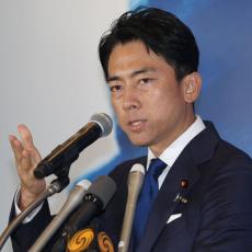 小泉進次郎「軍師」不在の危うさ…総裁選出馬会見は人数制限で記者“排除”、仕切り悪く評判ガタ落ち