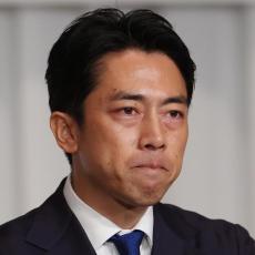 進次郎「人生いろいろ」作戦の勝算…総裁選演説会で“家族切り売り”実母との初面会を明かす