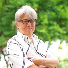 嶋大輔さん「還暦は真っ赤な特攻服で歌った。70歳になったらまた特攻服にリーゼントで歌いたい」