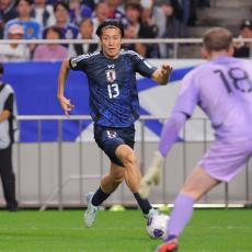 森保Jが首位独走でも頭抱えるサッカー協会…敵地戦の“地上波放送なし”で関心度ガクンと低下