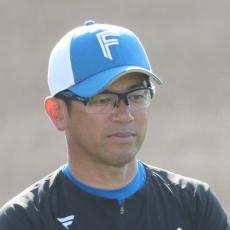 プロ野球は人材不足？ なんと16人が横滑り…異例のコーチ“大シャッフル”複雑事情をOBが解説