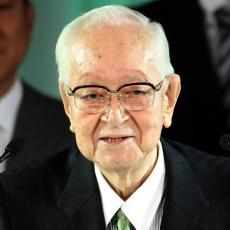 巨人元オーナー渡辺恒雄氏が死去…記者が見た強烈威光 その瞬間、読売関係者が道路の真ん中で大の字に