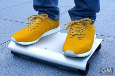 カバンに入るクルマ 「WalkCar」ウォーカー登場！