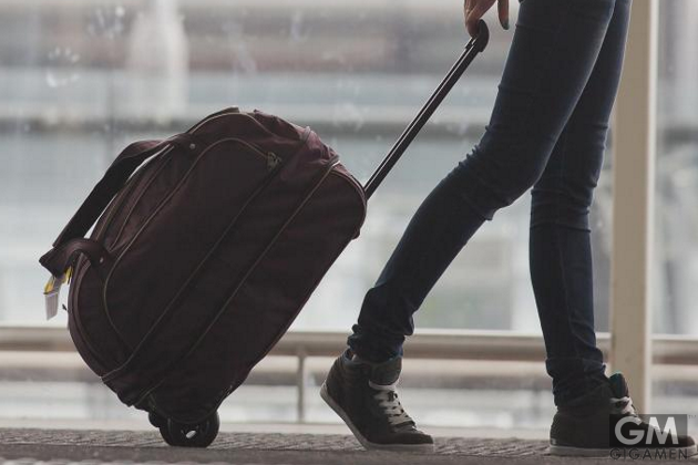 【フィンランド】空港内にスーツケースを放置…その時、何が起きる？
