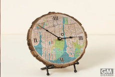 時刻と特定エリア地図を同時に見られるアナログ置き時計　米国