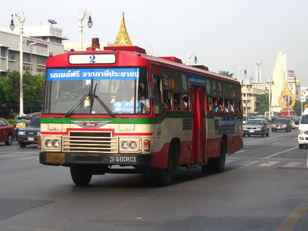 【タイ】無料バスと無料列車の運行期限を半年間延長