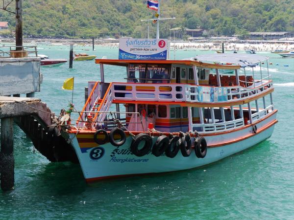 【タイ】ボート火災、中国人観光客など約100人が乗船―パタヤ沖