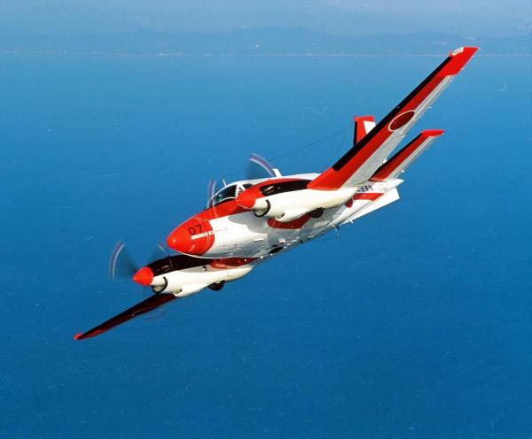 南シナ海の中国対策で、フィリピンに自衛隊機TC90貸与へ