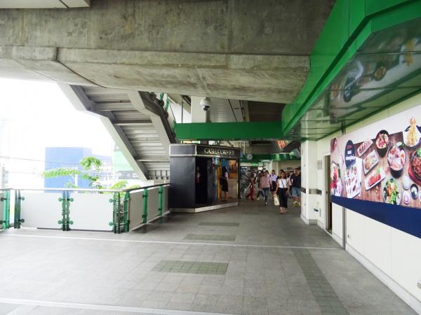 【タイ】路線拡大により開発が進み郊外駅も徐々に便利へ