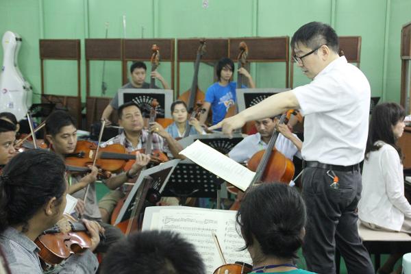 【ミャンマー】「感動できる演奏を」歴史に翻弄された国立交響楽団