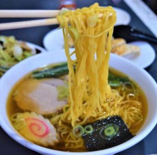 【マニラ食紀行】美味いもん食わせてや！ 大阪発の日本人がフィリピンの食を切る！ (1)ラーメン　