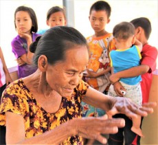 【ミャンマー】「二度と戦争は嫌」帰還始めたカレン族難民、故郷で生活再建目指す