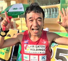 猫ひろし選手『2017 プノンペン国際ハーフマラソン』優勝