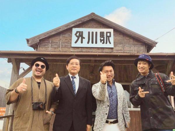 【タイ】銚子電鉄社長、自らが旅番組出演で「まずい棒をアピール」海外進出も決定か
