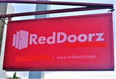 急成長している・格安ホテルブランド「レッドドアーズ」Red Doorz！ -トラブル多発で、お手上げ
