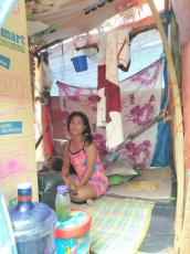 【フィリピン】セブ州マクタン島スクワッターエリア、電力の復旧は一部だけ・貧困者は絶望的な生活苦！