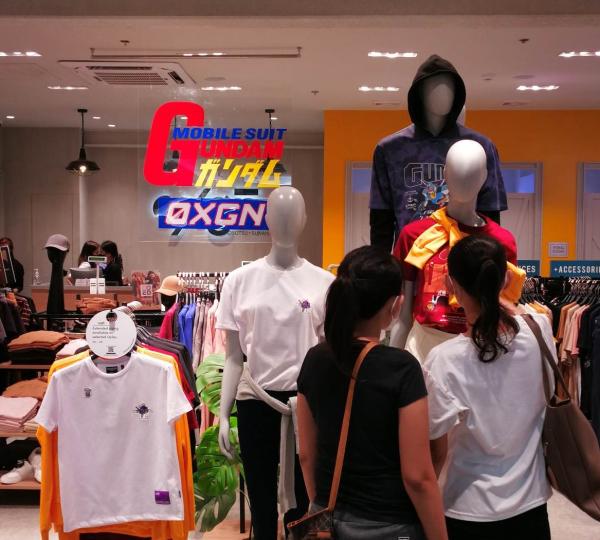 フィリピンでも人気の『ガンダム』、若者向けファッションブランドOXGNにも登場！