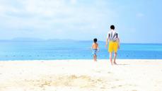 家族旅行で行きたい夏の海！検索数で紐解く「人気の海水浴場」ランキング