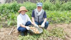 年金2人で「35万円」老後は〈市民農園で野菜作り〉を楽しむ60代夫婦だったが…一家で引越しの35歳ひとり娘の「怖いひと言」に戦慄