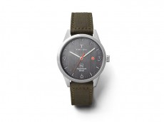 平和の象徴？世界で最も“付加価値のある金属”で作られた時計とは？
