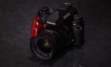 受注生産のみ！相棒感が増す一眼レフ「PENTAX KP」カスタムモデル