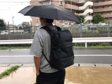 ずっと探してたアーバンデザインの防水リュックを見つけた！