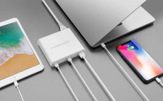 3台同時、USB-C、急速充電とバランス感ばっちりな電源アダプター