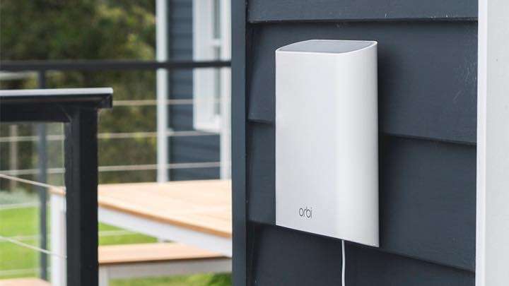 野外カフェや屋外テラスなど野外用 WIFI無線LAN中継器 庭やテラスでもメッシュWi-Fiを飛ばせるって最高じゃん！｜Infoseek