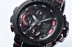 カーボンが導く強さのネクストステージ【G-SHOCKの最新到達点】