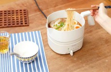 シロカの「ちょいなべ」にキッチンを華やかに飾るホワイトが登場