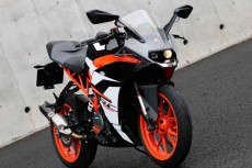 KTM「RC390」「250デューク」はデザインもハンドリングも個性鮮やか！