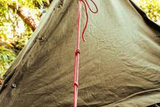 自由に長さを調整できる「自在結び」はキャンプで使えるロープワークの筆頭！