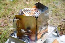 異業種参入のオーテックキャンプ「スリーフェイス」は火起こし・焚き火・風防で使えるマルチなスグレモノ！