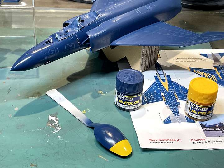 アクロバット機らしい光沢仕上げの塗装テクニック【達人のプラモ術＜F-4JファントムⅡ ブルーエンジェルス仕様＞】｜Infoseekニュース