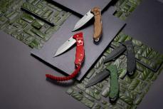 色で選ぶナイフがあってもいい。ビクトリノックス「エボーク」は8種類の豊富なカラバリに注目！
