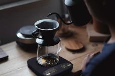 コーヒー粉や湯量を計測しながら注湯時間も同時計測！ハンドドリップに使いたいコーヒースケールです