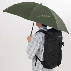 山でも街でも活躍するモンベルの折り畳み傘で雨も日差しもばっちり遮る