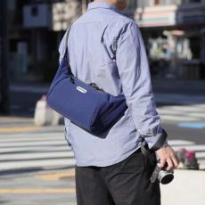 撥水加工のショルダータイプカメラバッグ サイドアクセス付き Amazon.co.jp: ハクバ 【Amazon.co.jp限定】OUTDOOR PRODUCTS