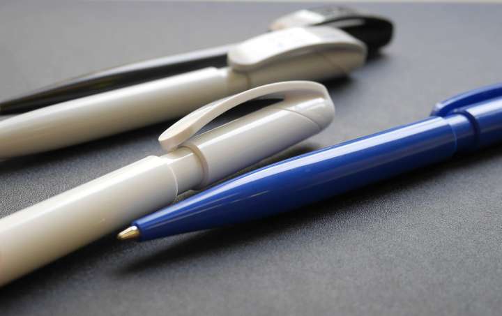 ルイジ・コラーニ　スペースシャトル　ポリモーフ　たち吉　アダム&イヴ　販促模型 ドイツが世界に誇るボールペンが日本上陸！デザインに哲学が詰まった