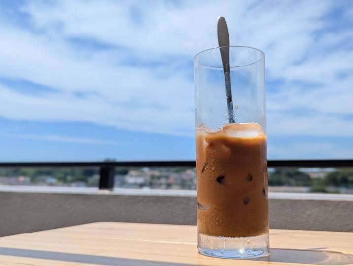 クッソ暑い日は甘くて苦くて冷たいベトナムコーヒーが飲みたく