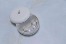 寝るときのイヤホンこそANC対応に！ Ankerの寝ホン「Soundcore Sleep