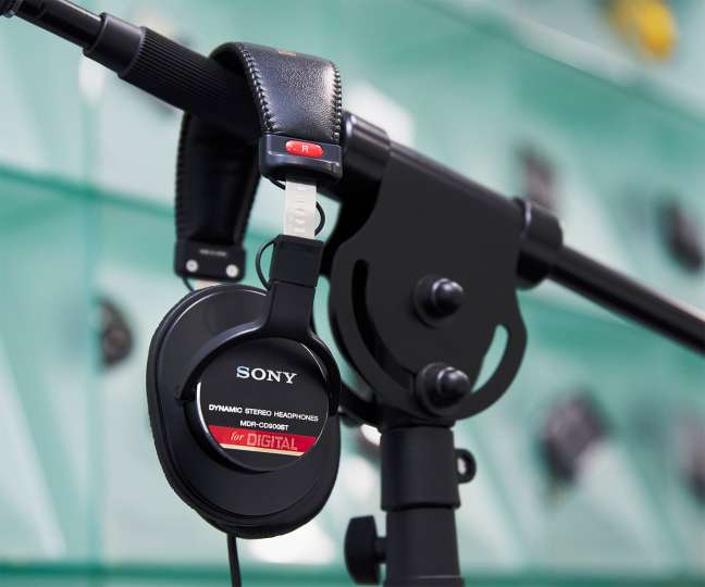 現場の基準でありつづけるソニー「MDR-CD900ST」。あえて“変わらない