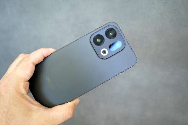 売れまくりも納得！“ハッセル”のカメラが付いた「OPPO Find X9」が約15