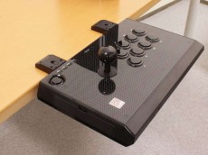 重いのがイイ！スマホでもジョイスティックで格ゲーを楽しもう！