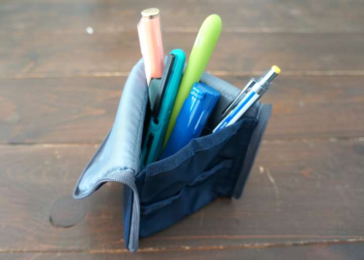 文房具】筆箱 シャープペンシル 替芯 ホッチキス まとめ売り