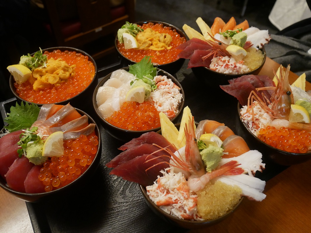 【札幌旅行】グルメ旅を満喫できる隠れ人気スポット6選！海鮮丼からパフェまで注目店ばかり。