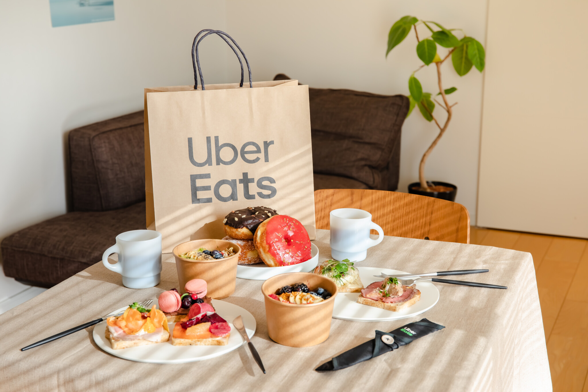関西エリアも充実！おうちごはん・パーティーに大活躍の「Uber Eats」を体験。