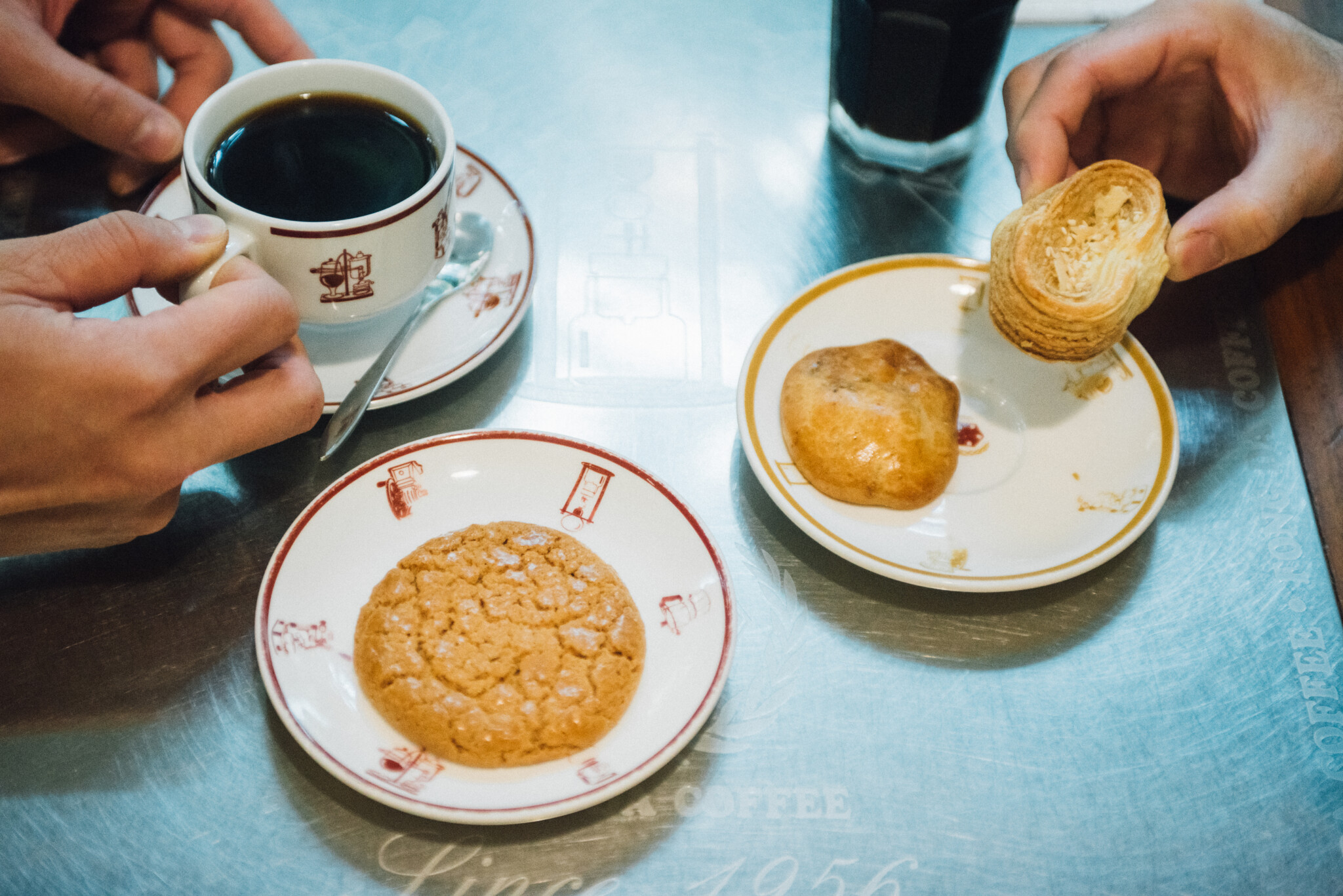 【台北】創業65年の老舗喫茶店〈蜂大咖啡（フォンダコーヒー）〉へ。お土産に香港式スイーツを。