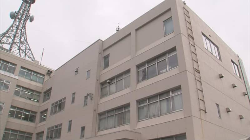 「知らない人が家に入ってきた」60代の男性宅に侵入、家族が気づいて…その場で逮捕の49歳の女は、男性の職場の元同僚「玄関から入った」 北海道函館市